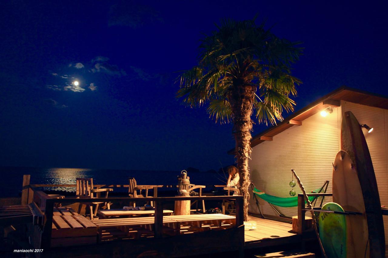 Pavilionsurf&Lodge Sisikui Kültér fotó